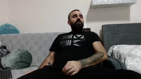 loveivat80 online show from December 2024 06:17:02 PM