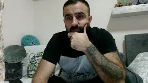 loveivat80 online show from December 2024 05:32:01 PM