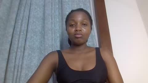 Snapshot of lovelbrownie chatting on November 2025 09:42:02 PM lovelbrownie online show from November 2025 09:42:02 PM