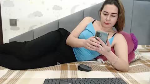 lovellykitty online show from November 2025 07:08:01 AM