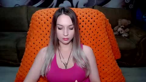 private open online show from December 2024 06:05:01 PM