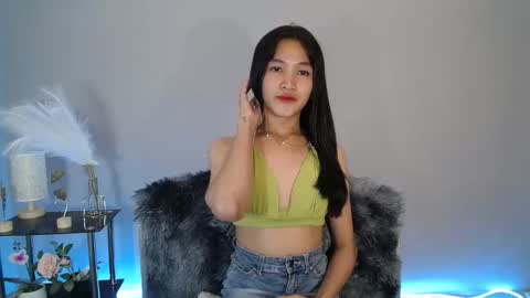 Snapshot of lovely_bellax chatting on May 2026 09:34:02 PM BELLA online show from May 2026 09:34:02 PM