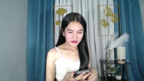 Snapshot of lovely_bellax chatting on May 2026 02:07:02 AM BELLA online show from May 2026 02:07:02 AM