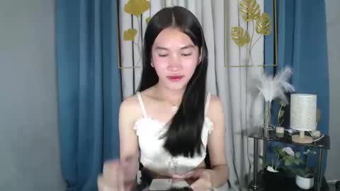 Snapshot of lovely_bellax chatting on May 2026 01:56:01 AM BELLA online show from May 2026 01:56:01 AM