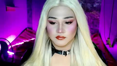 Snapshot of lovely_coleen chatting on December 2025 09:42:02 PM lovely_coleen online show from December 2025 09:42:02 PM