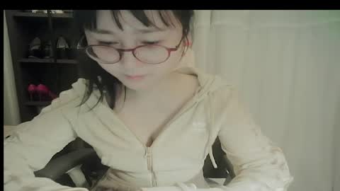 DANA KIM online show from March 2026 04:43:01 PM