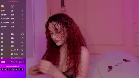 Snapshot of lovely_emma18 chatting on November 2025 01:55:02 PM Emma online show from November 2025 01:55:02 PM