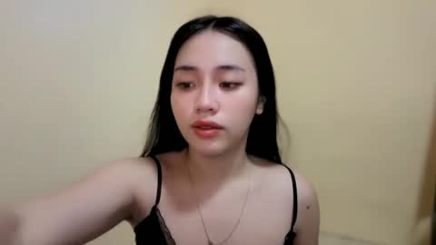 lovely_leah23 online show from September 2025 02:13:02 AM