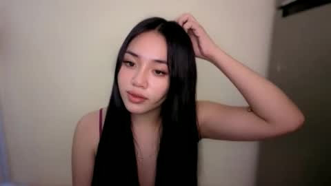 lovely_leah23 online show from October 2025 07:33:01 PM