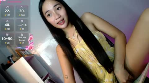 Snapshot of lovely_leah23 chatting on May 2026 09:20:02 PM lovely_leah23 online show from May 2026 09:20:02 PM