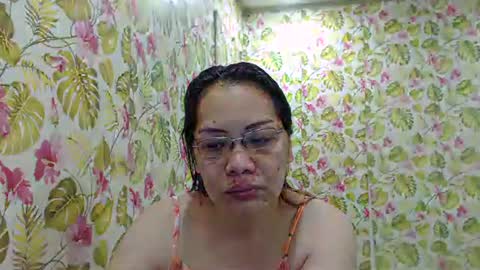 lovelyasiancutie online show from November 2025 09:25:01 PM