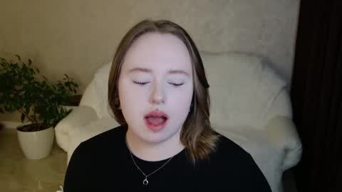 Beatrice online show from February 2026 09:44:01 PM