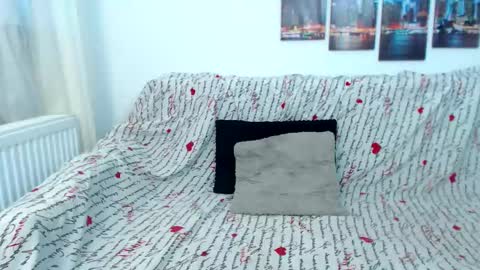 Snapshot of lovelybrowniee chatting on February 2025 12:24:01 PM LovelyBrownie online show from February 2025 12:24:01 PM