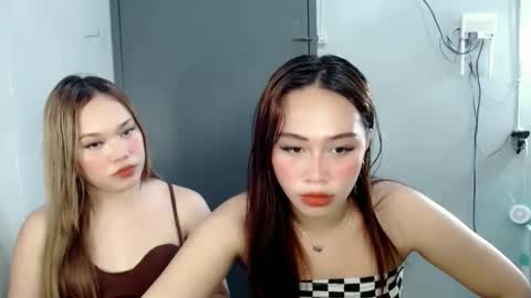 Snapshot of lovelychin69 chatting on February 2025 01:01:01 PM lovelymea69 online show from February 2025 01:01:01 PM