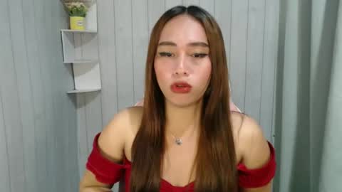 Snapshot of lovelychin69 chatting on February 2025 07:47:01 PM lovelymea69 online show from February 2025 07:47:01 PM