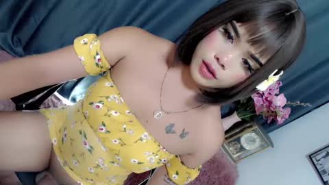 Snapshot of lovelydollsandra chatting on February 2025 01:35:02 PM lovelydollsandra online show from February 2025 01:35:02 PM