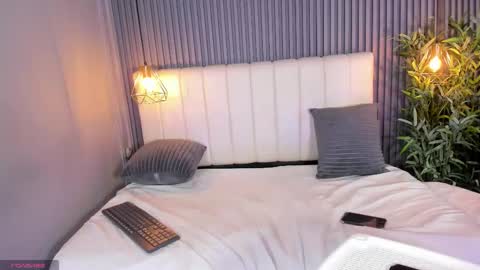 Lovely online show from January 2026 05:06:01 PM