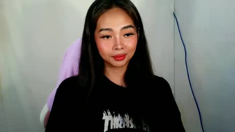 Snapshot of lovelykayleexx chatting on June 2026 11:21:02 AM ara online show from June 2026 11:21:02 AM
