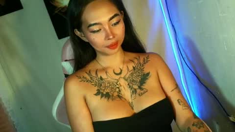 Snapshot of lovelykayleexx chatting on July 2026 03:33:01 AM ara online show from July 2026 03:33:01 AM