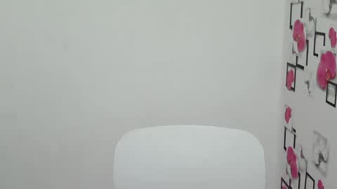 Snapshot of lovelyladylynxxx chatting on July 2026 04:43:02 PM LocwlyLSYlYNXXX online show from July 2026 04:43:02 PM