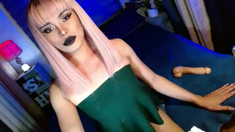 Snapshot of lovelymiss_shyna11 chatting on October 2025 06:21:02 AM lovelymiss_shyna11 online show from October 2025 06:21:02 AM