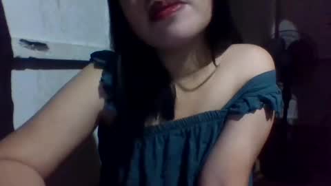 lovelymocha27s online show from March 2025 12:33:02 PM