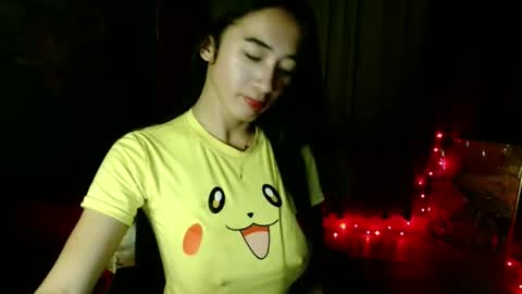 Snapshot of lovelypetite143 chatting on February 2026 05:25:01 PM lovelypetite143 online show from February 2026 05:25:01 PM