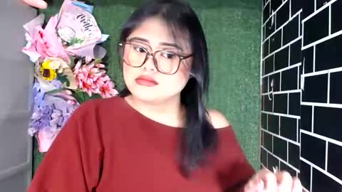 lovely online show from October 2025 08:50:02 PM