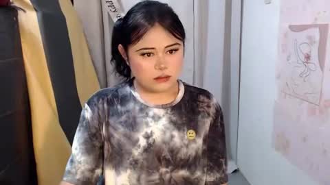 lovely online show from April 2026 01:47:02 AM