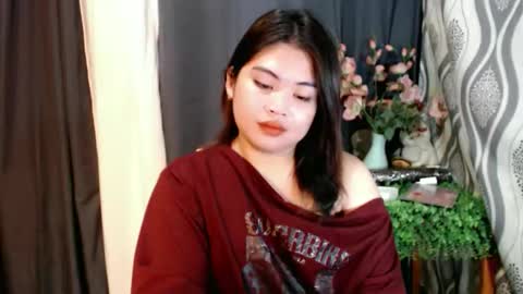 Snapshot of lovelyrhean chatting on November 2025 02:32:01 AM Rhean online show from November 2025 02:32:01 AM