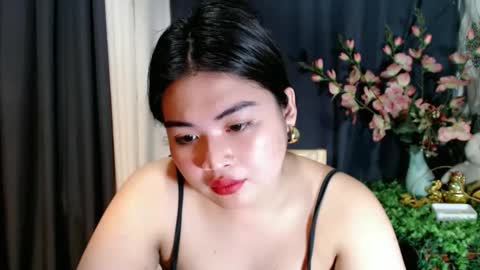 Snapshot of lovelyrhean chatting on November 2025 02:32:02 AM Rhean online show from November 2025 02:32:02 AM