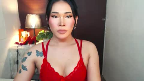 STWEET LINA online show from March 2026 10:59:02 AM