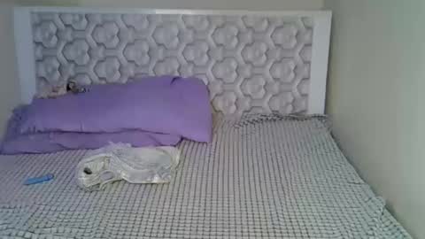 lovelytin online show from January 2026 06:57:01 PM