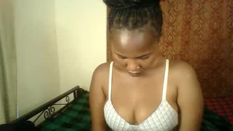 Snapshot of lovelyy_dreams chatting on March 2026 04:57:01 PM Hanna online show from March 2026 04:57:01 PM