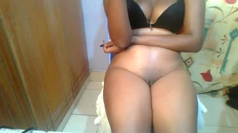 Snapshot of lovelyy_dreams chatting on March 2026 06:29:02 AM Hanna online show from March 2026 06:29:02 AM