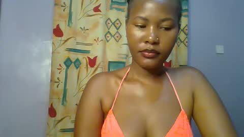 Snapshot of lovelyy_dreams chatting on March 2026 03:00:01 AM Hanna online show from March 2026 03:00:01 AM