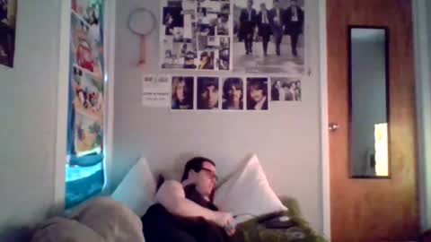 Snapshot of lovememadly_ chatting on July 2026 01:07:02 PM Nick online show from July 2026 01:07:02 PM