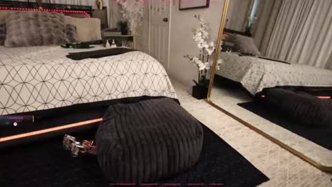 Scarlett online show from February 2025 01:06:01 PM