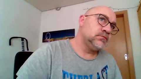 lover010983 online show from March 2025 08:08:01 AM