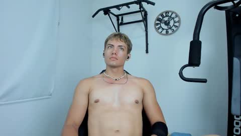 Snapshot of lover_fitnessboy chatting on March 2025 05:08:01 AM kevin online show from March 2025 05:08:01 AM