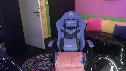 LoverBoy89HH online show from September 2025 10:24:02 PM