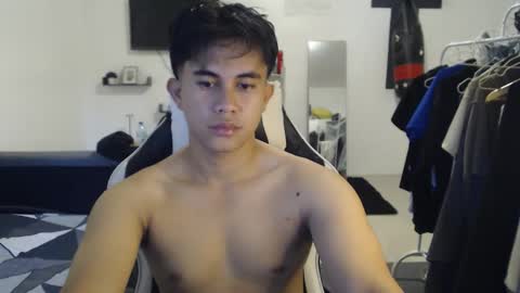 loverboyph04 online show from November 2025 07:00:02 AM