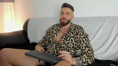 Snapshot of lovermike_ chatting on May 2026 06:28:02 PM Mike online show from May 2026 06:28:02 PM