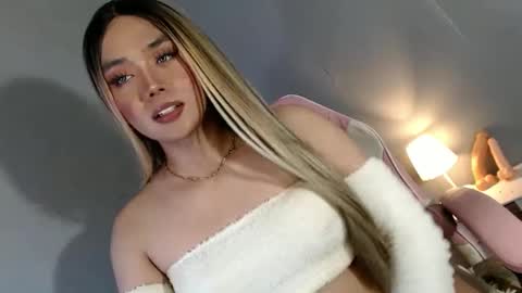 Snapshot of lovers_moon22 chatting on January 2025 03:46:01 AM lovers moon22 online show from January 2025 03:46:01 AM