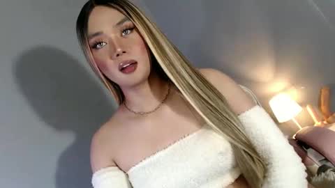 Snapshot of lovers_moon22 chatting on January 2025 12:49:02 AM lovers moon22 online show from January 2025 12:49:02 AM