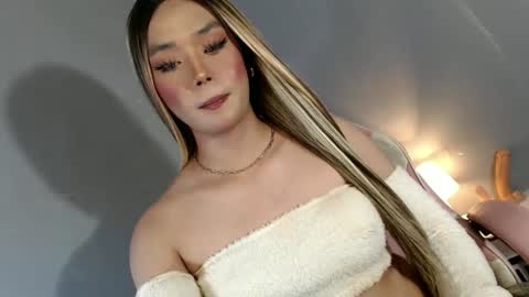 Snapshot of lovers_moon22 chatting on January 2025 12:54:01 AM lovers moon22 online show from January 2025 12:54:01 AM