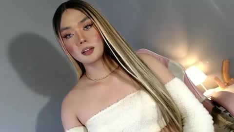 Snapshot of lovers_moon22 chatting on January 2025 03:54:01 AM lovers moon22 online show from January 2025 03:54:01 AM