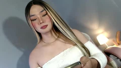 Snapshot of lovers_moon22 chatting on January 2025 01:00:01 AM lovers moon22 online show from January 2025 01:00:01 AM