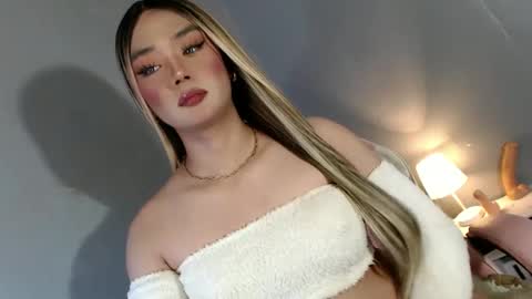 Snapshot of lovers_moon22 chatting on January 2025 09:53:02 PM lovers moon22 online show from January 2025 09:53:02 PM