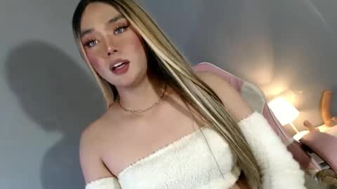 Snapshot of lovers_moon22 chatting on January 2025 03:59:01 AM lovers moon22 online show from January 2025 03:59:01 AM